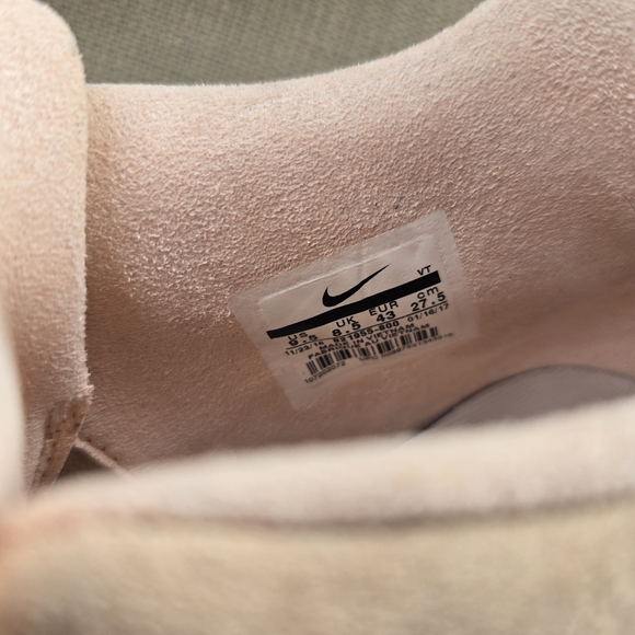 Nike Air Trainer Victor Cruz Easter Sneakers in Orange Quartz - Picture 4 of 5